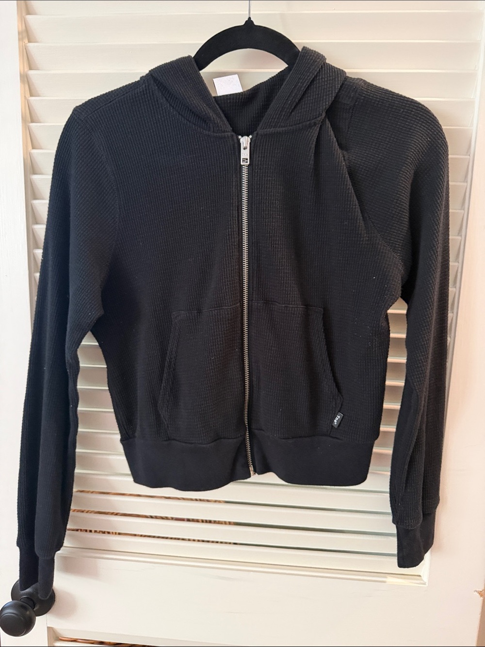 Aritzia TNA Waffle Thermal Cropped Zip-Up Hoodie